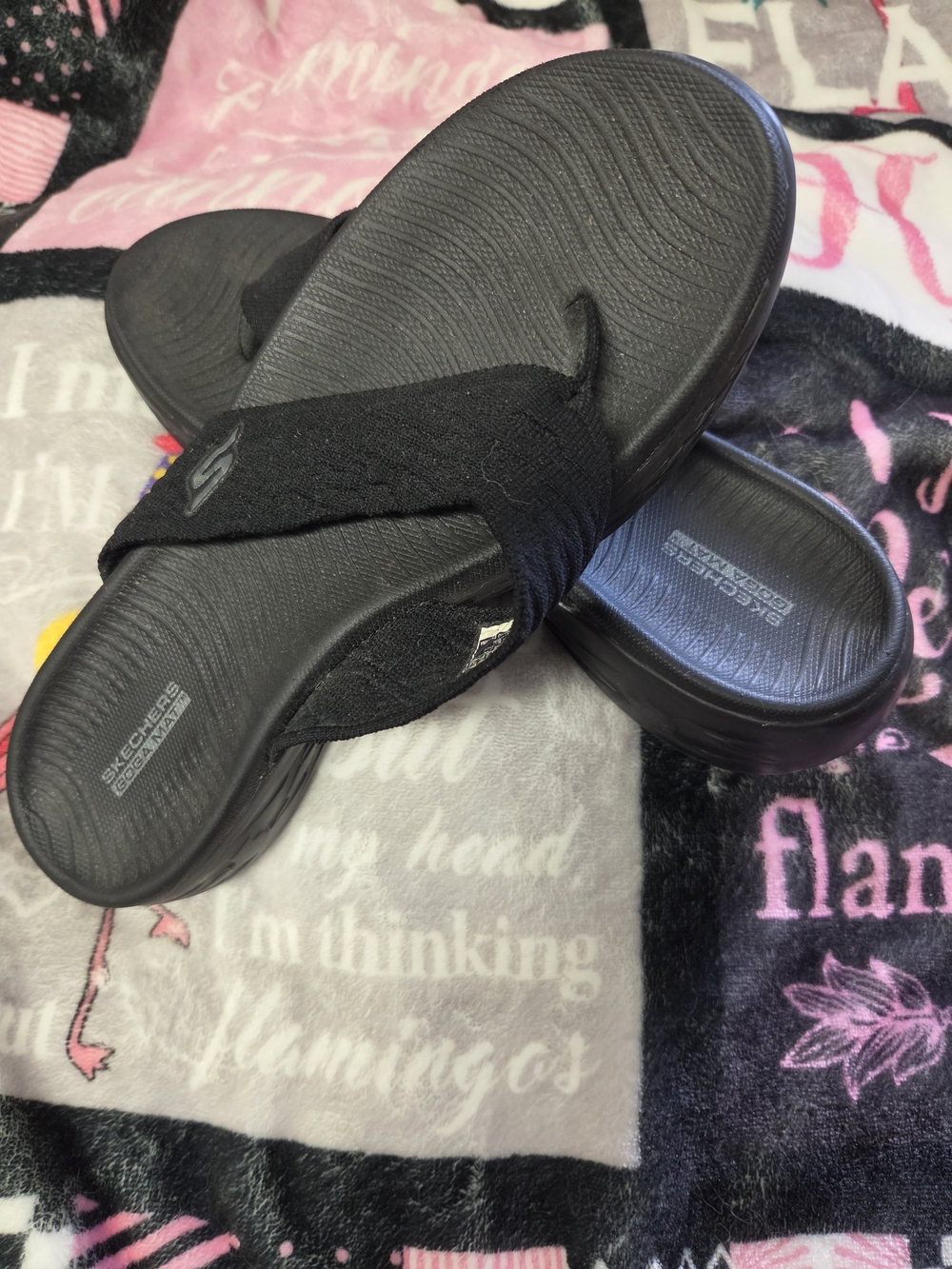 Skechers  Black Goga Mat Slide Sandals - Picture 2 of 9